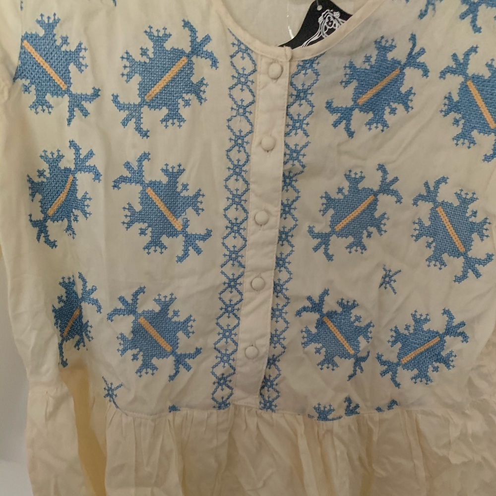 Cream blouse - Picture 2 of 3